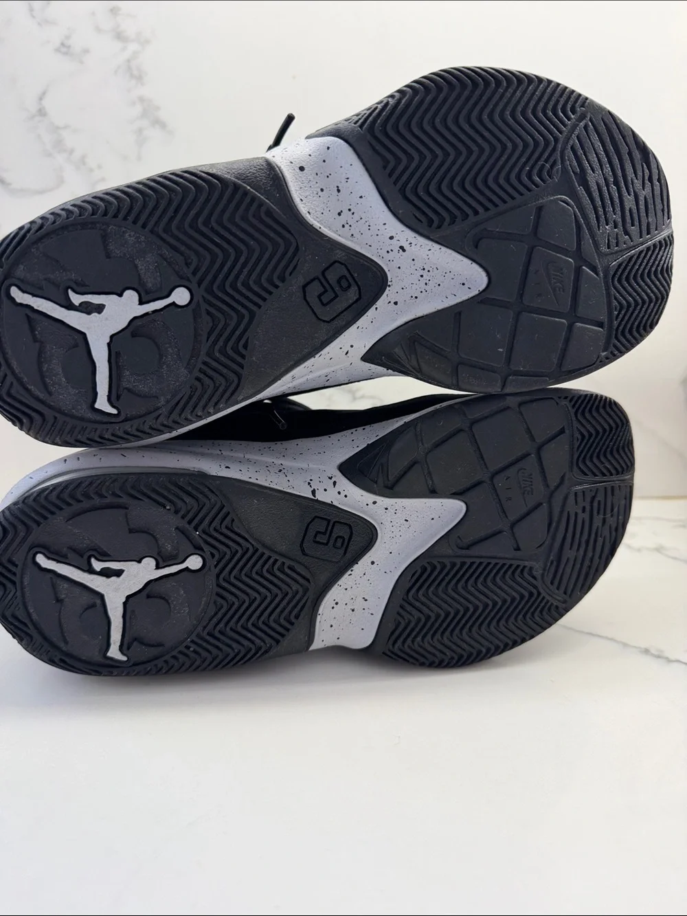 Jordan sleek mid